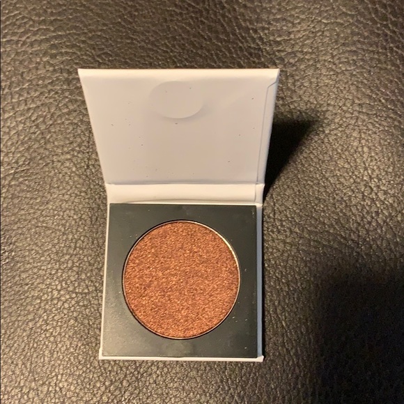 Dark Bronze Travel Sized Eye Shadow - Picture 4 of 4